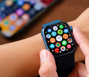 Un nouveau bouton sur les Apple Watch Pro ! Mais à quoi va-t-il servir ?
